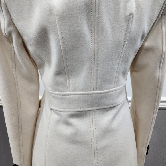 Moda International Cream Trench Coat with Faux Fur Collar - Picture 12 of 17